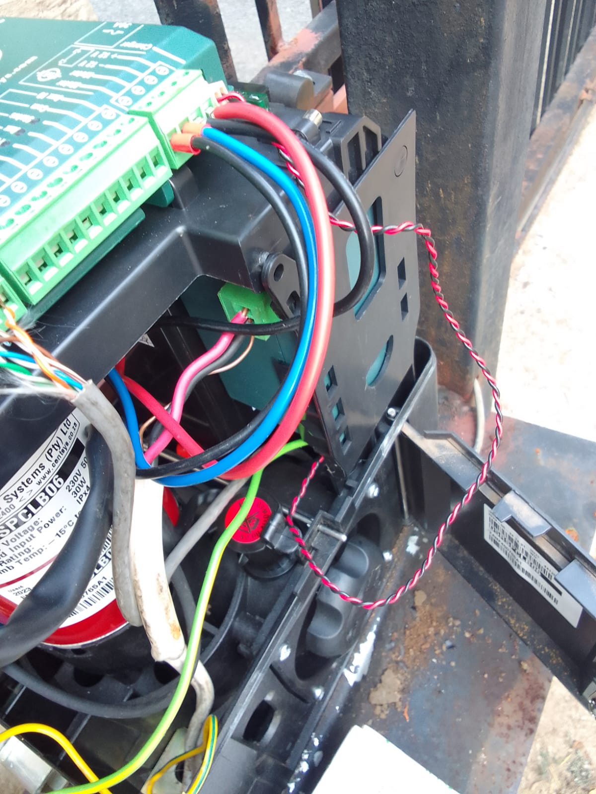 Gate motor controller wiring detail
